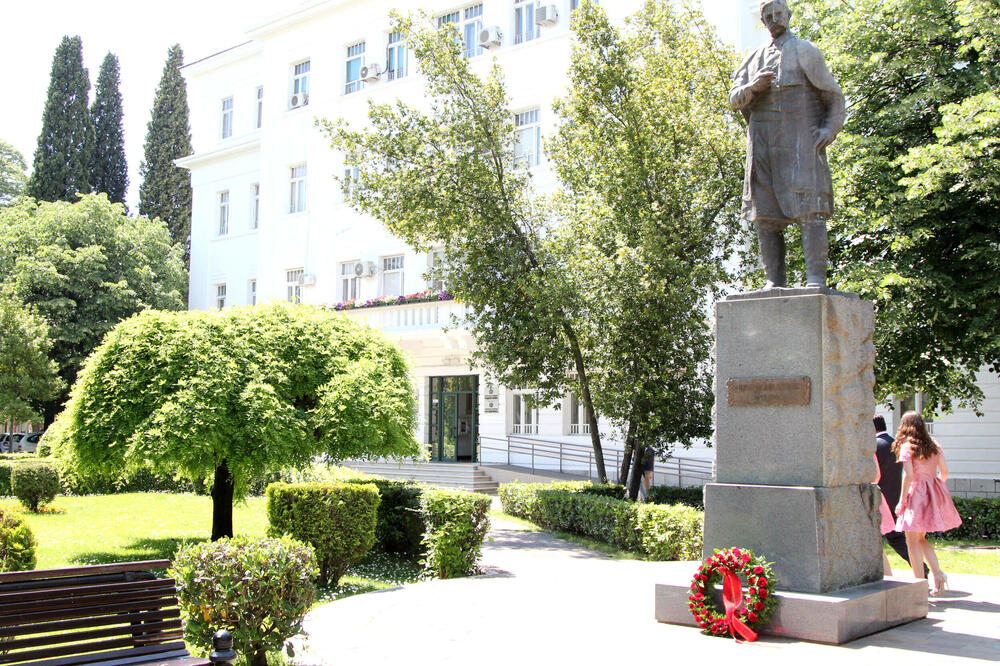 : Milionski tužbeni zahtjevi zbog neusklađenih koeficijenata: Upravna zgrada Glavnog grada, Foto: Filip Roganovic