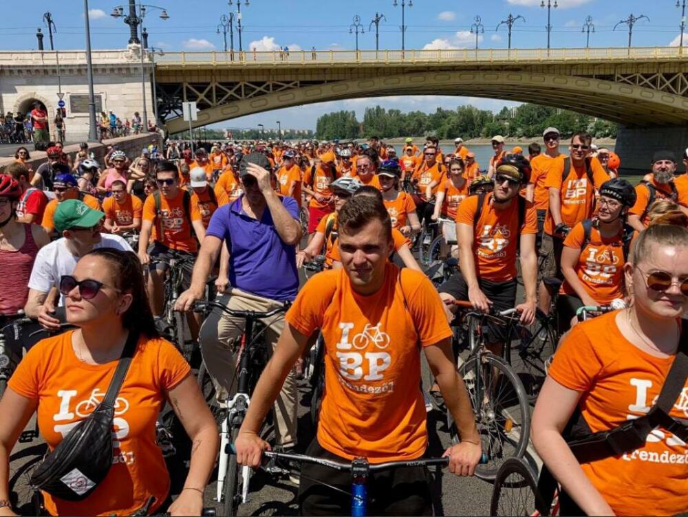 Holandski navijači u Budimpešti