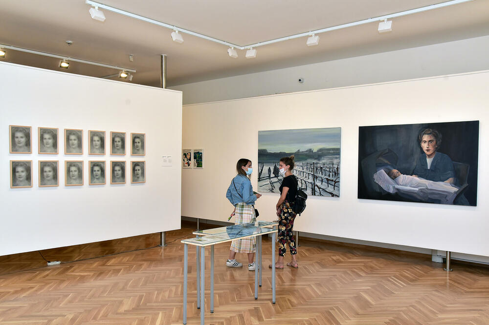 Sa otvaranja izložbe u Podgorici, Foto: Lazar Ruzic