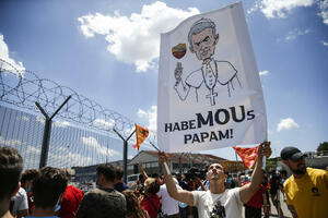 HabeMOUs Papam: Murinjo podigao Rim na noge