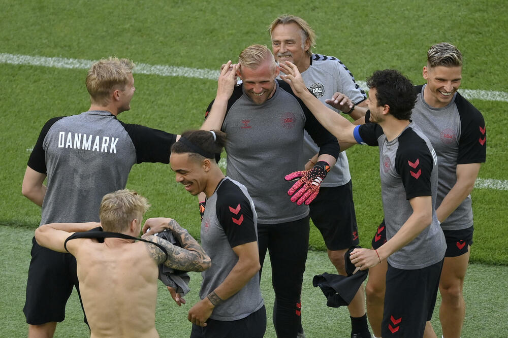 Danci vide šansu, Foto: Dan Mullan