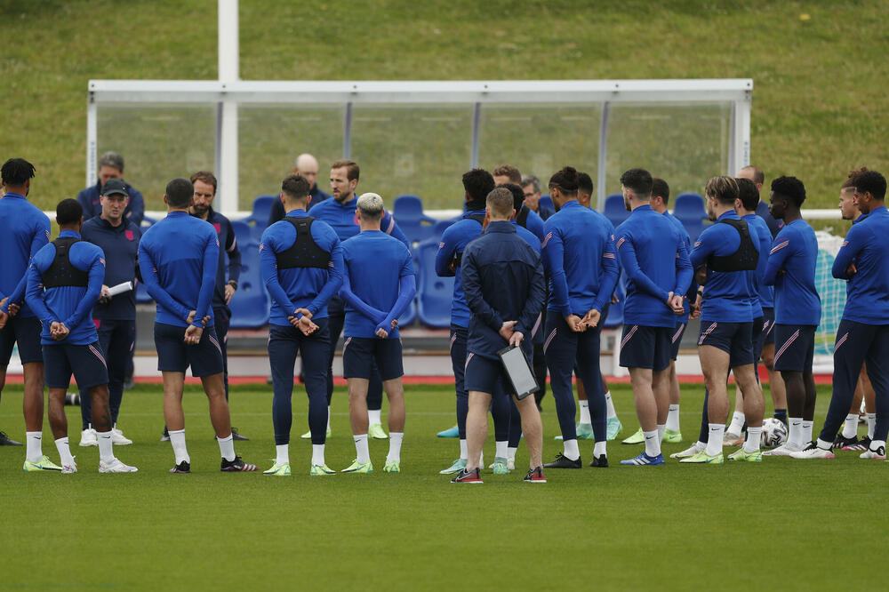 Engleski fudbaleri na treningu, Foto: Reuters