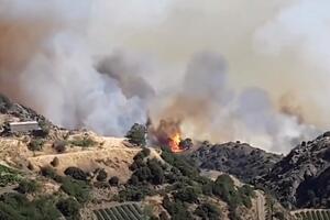 Kipar traži pomoć EU: Zbog šumskih požara evakuisana sela