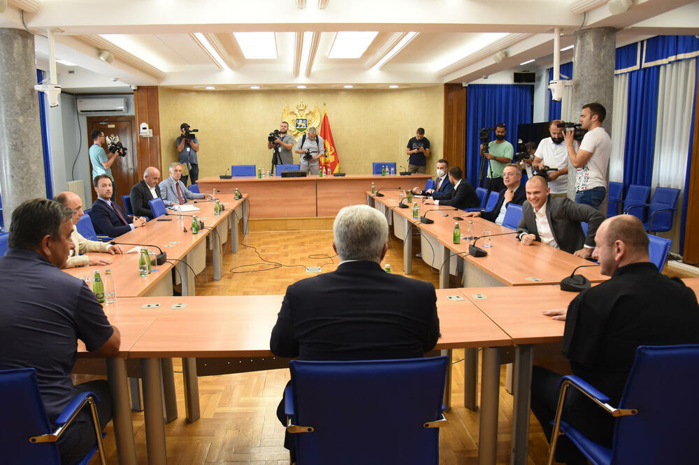 Sa posjednjeg sastanka predstavnika parlamentarne većine, Foto: Savo Prelević
