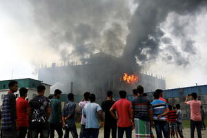 Bangaldeš: Najmanje 52 mrtva u požaru u fabrici