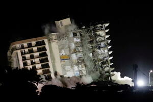 Broj mrtvih u rušenju zgrade na Floridi povećan na 78: Spasioci...