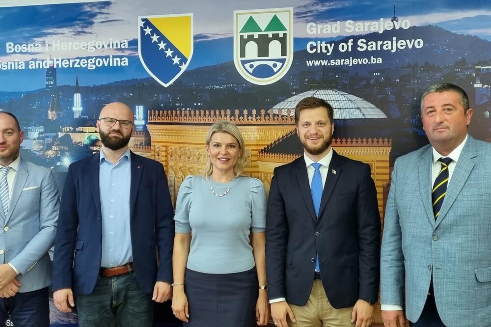 Sa sastanka članova SDP i SDP BiH, Foto: SDP