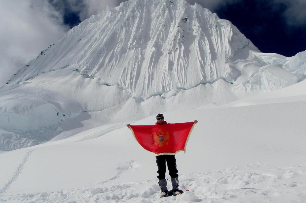 Zvicer, Foto: Privatna arhiva