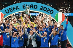 Fudbal se nije vratio kući, fudbal je pobijedio: Italija zasluženo...