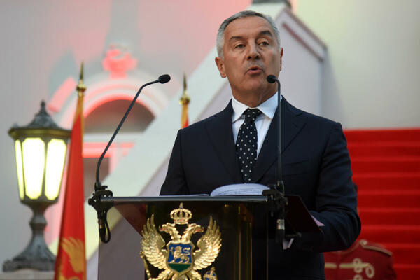 Đukanović: Izostanak reakcije na odluku EU kompromituje Crnu Goru