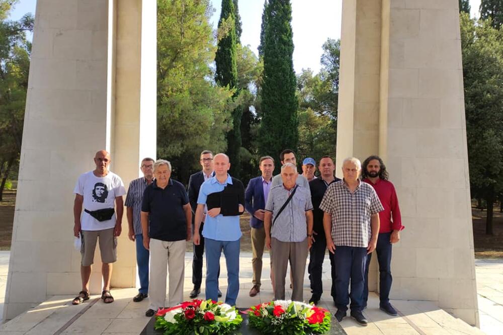 Delegacije DNP i Jugoslovenske komunističke partije i antifašista Crne Gore, Foto: Demokratski front