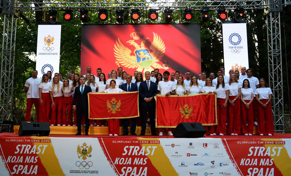 <p>Najbolji crnogorski sportisti kreću na Olimpijske igre u Tokiju, a večeras su ispraćeni na svečanosti koju je organizovao Crnogorski olimpijki komitet ispred Vile Gorica.</p>  <p>Pogledajte kako je sve izgledalo u galeriji našeg fotoreportera Borisa Pejovića.</p>