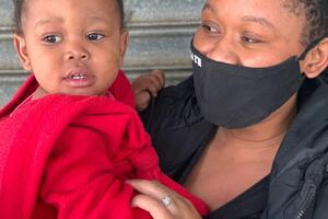 Neredi u Južnoj Africi: Zašto je jedna mama morala da baci bebu...