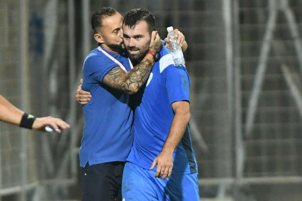 Iljir Camaj i trener Edis Mulalić, Foto: SAVO PRELEVIC