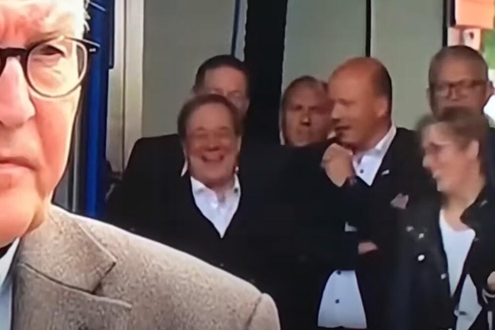 Lašet se smije dok Štajnmajer govori, Foto: Screenshot/Youtube