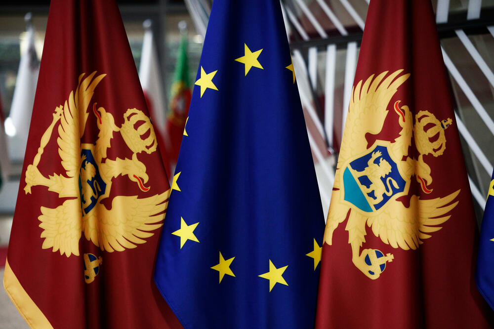Crna Gora i EU, CG EU