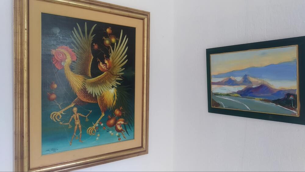 <p>Od Biljarde do “Mosta” teče priča Branka Kovačevića, vlasnika prve privatne kulturne institucije u Crnoj Gori, galerije Most. On se prisjeća svojih početaka i prijateljstava, a priznaje da je došlo najteže vrijeme od otvaranja galerije te da nevoljno razmišlja o zatvaranju</p>