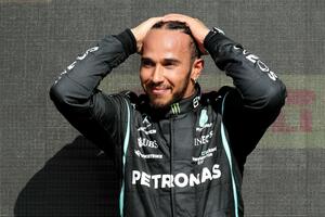 Hamilton na meti rasističkih komentara, poruke osudili Formula 1,...