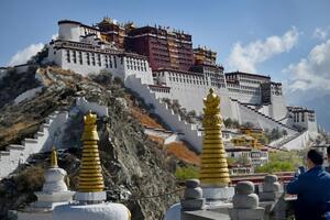 Istorijska posjeta Si Đinpinga Tibetu - prva jednog predsjednika...