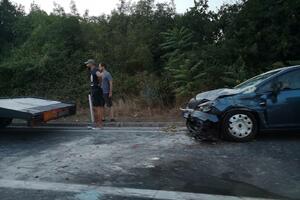 Dvije osobe povrijeđene u udesu na putu Podgorica - Cetinje