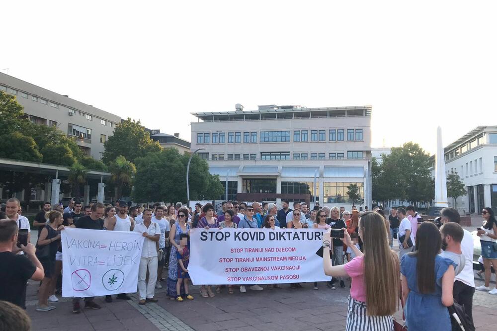 Sa protesta građana protiv epidemioloških mjera u julu 2021. (ilustracija), Foto: Miljana Kljajić