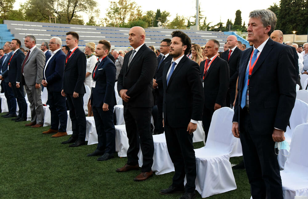 <p>Joković je istakao da imaju korektan odnos sa svim partijama vlasti, ali da ne pristaju na ultimatume</p>