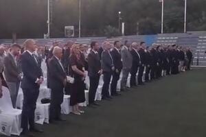 Mandić ustao tokom intoniranja himne