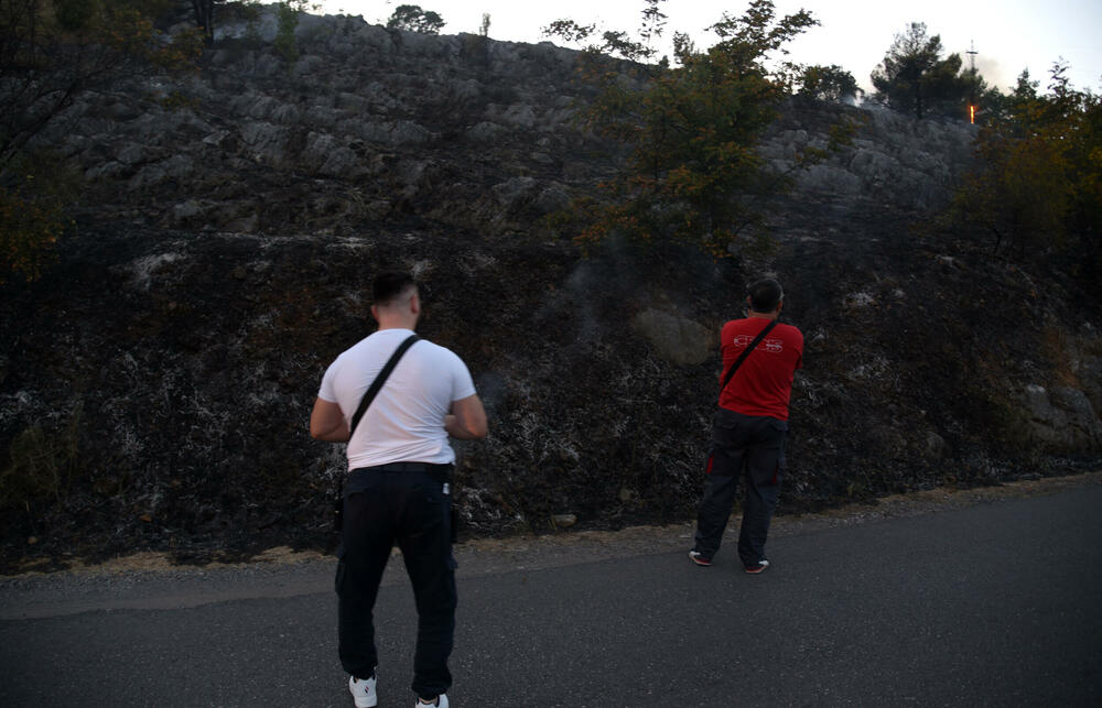 <p>Ekipe Službe zaštite i spašavanja Glavnog grada dežuraće na brdu kako bi kontrolisali situaciju</p>