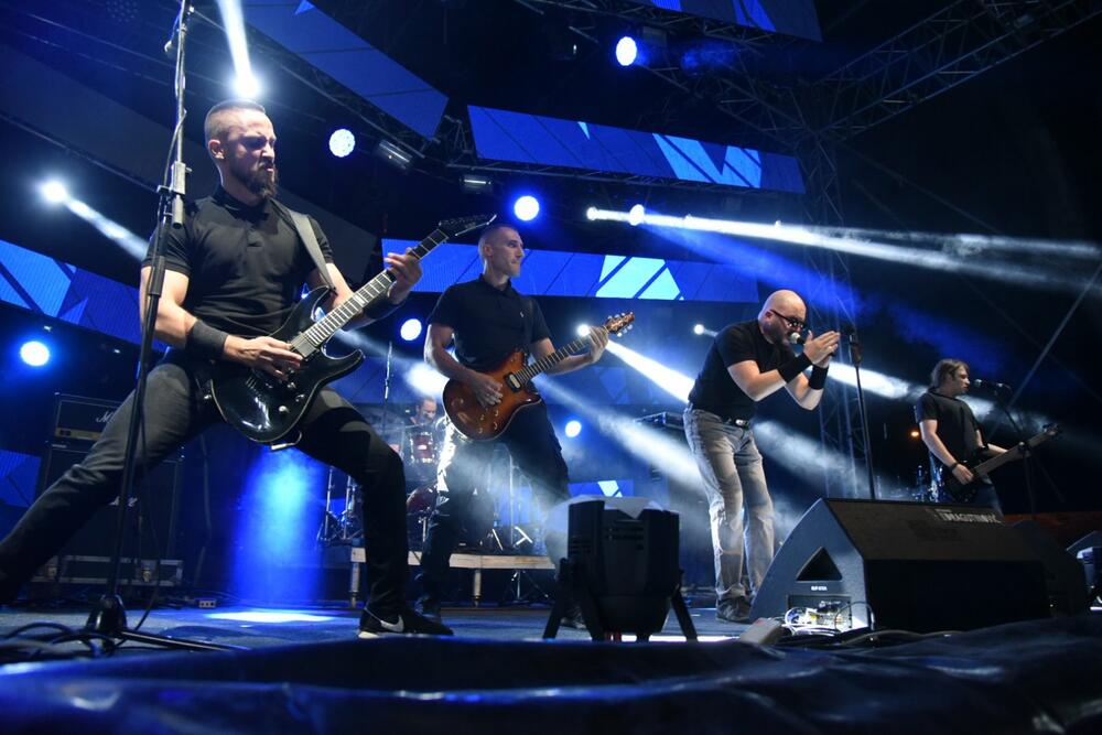 <p>Prve festivalske večeri, pored sastava iz Kolašina, nastupaju Mortal Kombat, Hladno pivo, Psihomodo pop i Nikola Vranjković</p>