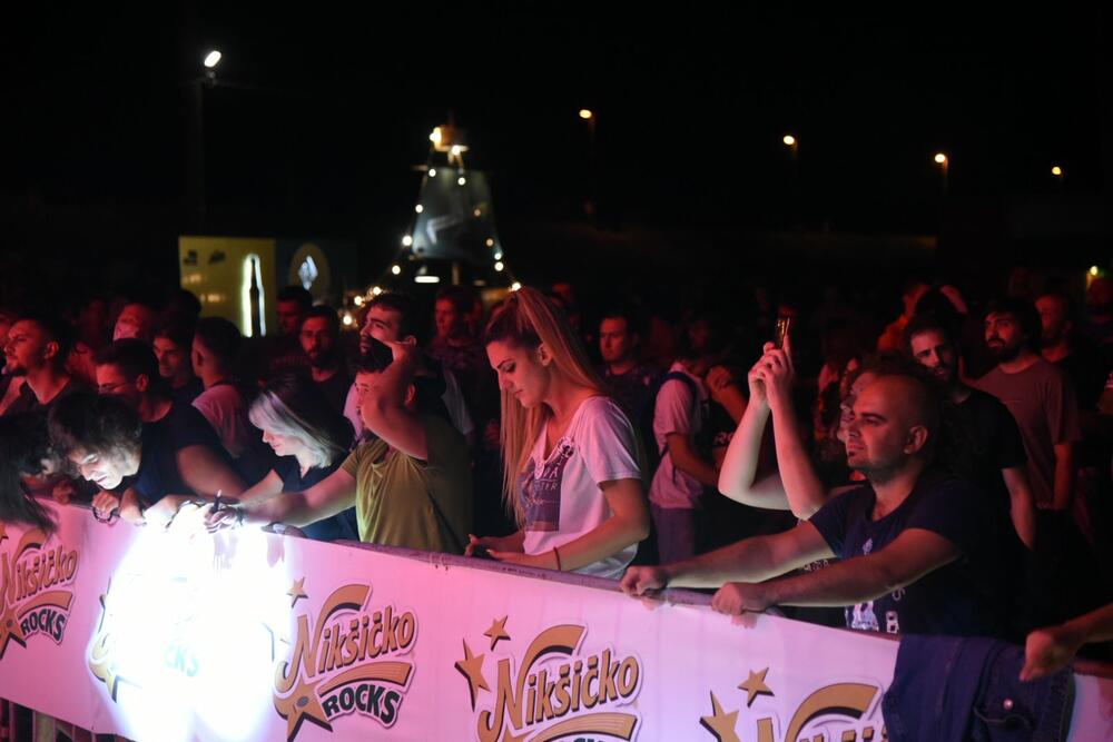 <p>Prve festivalske večeri, pored sastava iz Kolašina, nastupaju Mortal Kombat, Hladno pivo, Psihomodo pop i Nikola Vranjković</p>