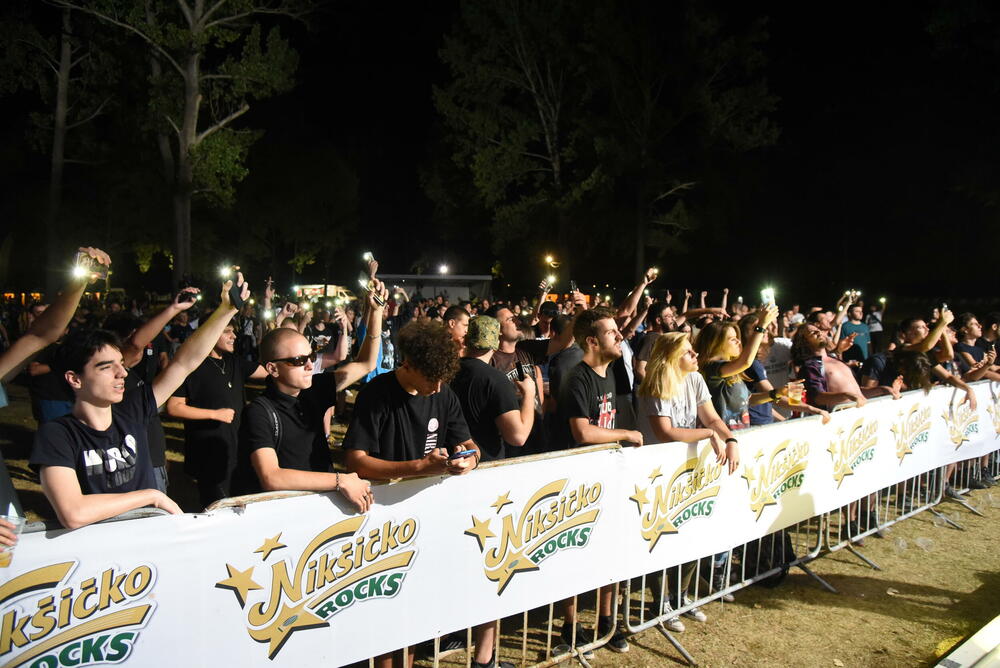 <p>“Nama ne trebaju nikakve brojke, niti godišnjica. Nama sama činjenica da možemo opet svirati je dovoljno veliki motiv da damo sve od sebe. Publika je bila jako željna", rekao je Kekin</p>