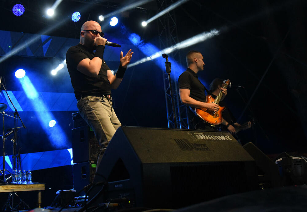 <p>“Nama ne trebaju nikakve brojke, niti godišnjica. Nama sama činjenica da možemo opet svirati je dovoljno veliki motiv da damo sve od sebe. Publika je bila jako željna", rekao je Kekin</p>