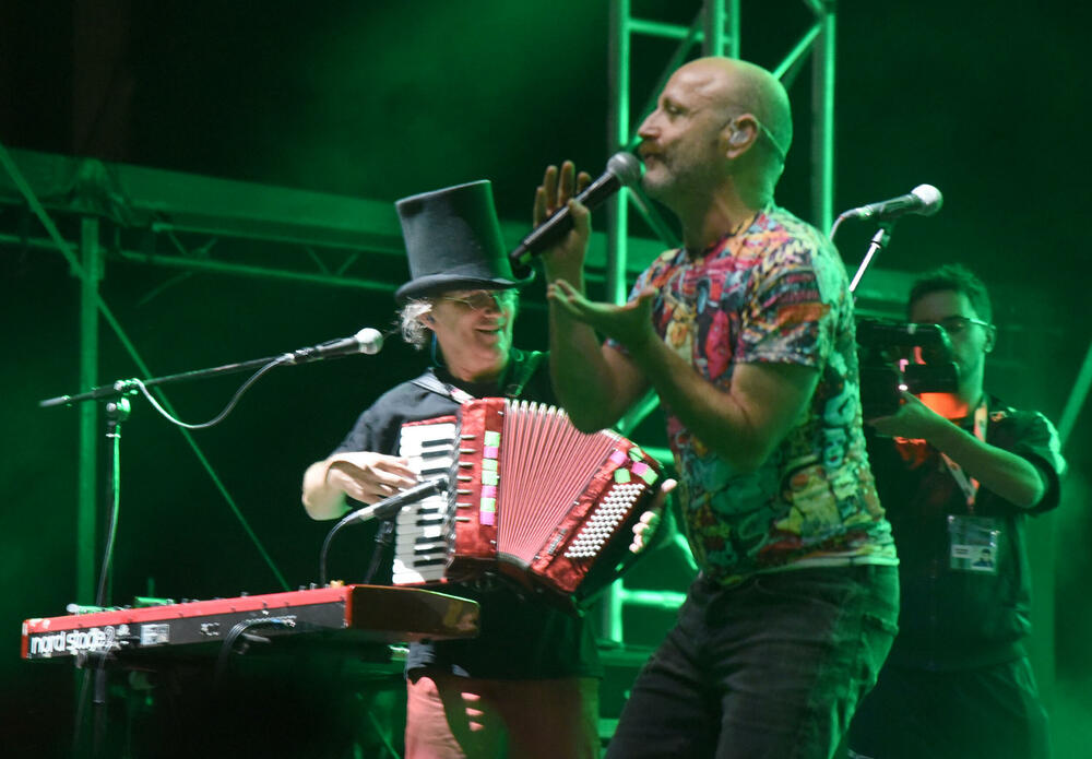 <p>“Nama ne trebaju nikakve brojke, niti godišnjica. Nama sama činjenica da možemo opet svirati je dovoljno veliki motiv da damo sve od sebe. Publika je bila jako željna", rekao je Kekin</p>