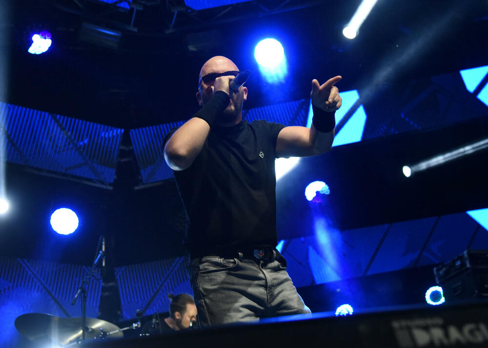 <p>“Nama ne trebaju nikakve brojke, niti godišnjica. Nama sama činjenica da možemo opet svirati je dovoljno veliki motiv da damo sve od sebe. Publika je bila jako željna", rekao je Kekin</p>