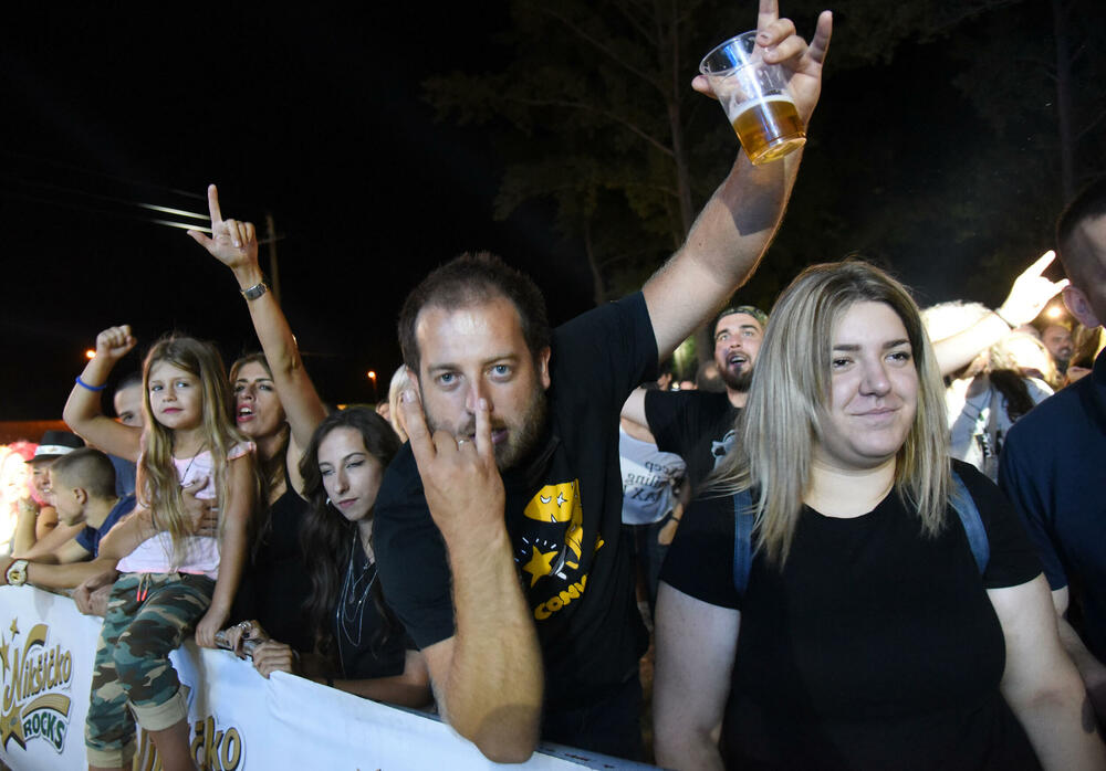 <p>“Nama ne trebaju nikakve brojke, niti godišnjica. Nama sama činjenica da možemo opet svirati je dovoljno veliki motiv da damo sve od sebe. Publika je bila jako željna", rekao je Kekin</p>