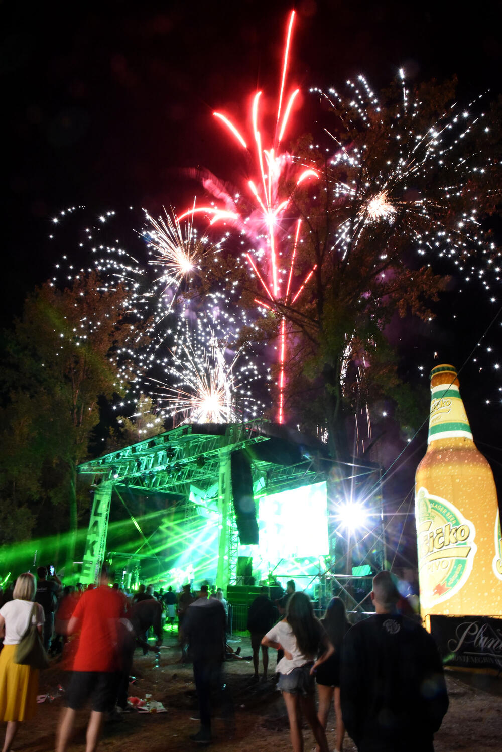 <p>“Nama ne trebaju nikakve brojke, niti godišnjica. Nama sama činjenica da možemo opet svirati je dovoljno veliki motiv da damo sve od sebe. Publika je bila jako željna", rekao je Kekin</p>