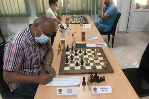 Elektroprivreda šampion kolo prije kraja