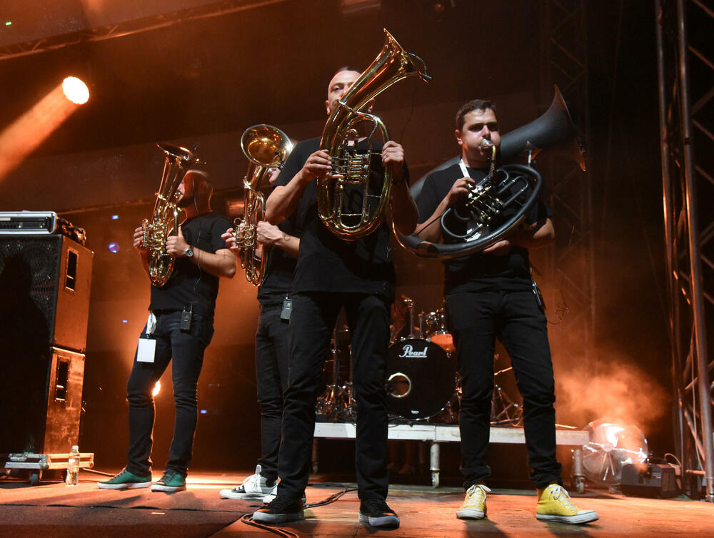 <p>Zečević kazao da su pokazali da se i u dobra korone može uspješno organizovati festival</p>