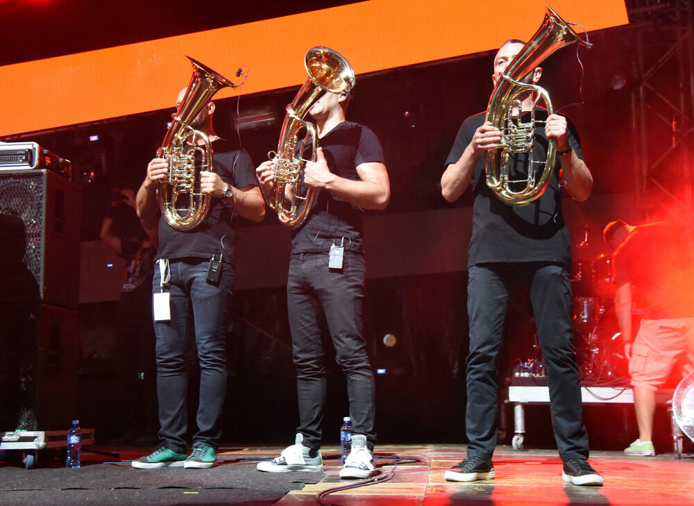 <p>Zečević kazao da su pokazali da se i u dobra korone može uspješno organizovati festival</p>