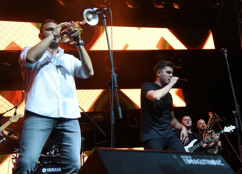 <p>Zečević kazao da su pokazali da se i u dobra korone može uspješno organizovati festival</p>