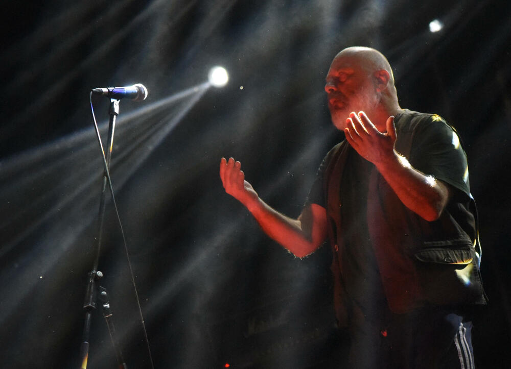 <p>Zečević kazao da su pokazali da se i u dobra korone može uspješno organizovati festival</p>