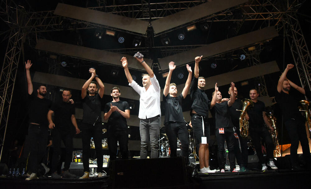 <p>Zečević kazao da su pokazali da se i u dobra korone može uspješno organizovati festival</p>