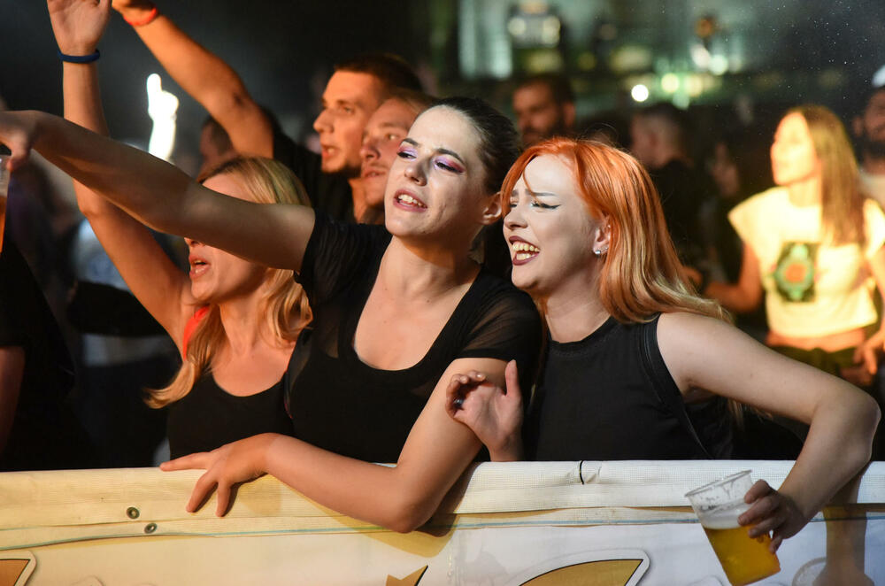 <p>Zečević kazao da su pokazali da se i u dobra korone može uspješno organizovati festival</p>