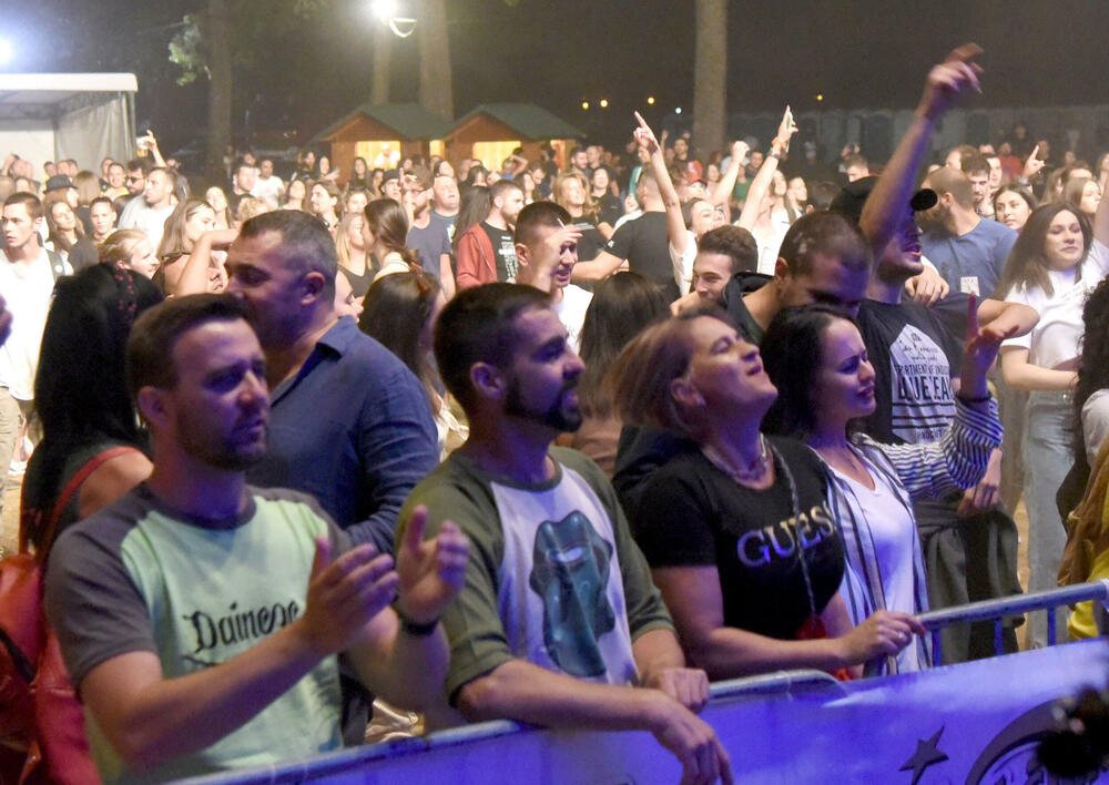 <p>Zečević kazao da su pokazali da se i u dobra korone može uspješno organizovati festival</p>