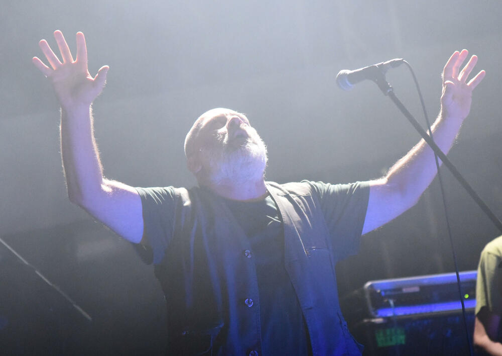 <p>Zečević kazao da su pokazali da se i u dobra korone može uspješno organizovati festival</p>