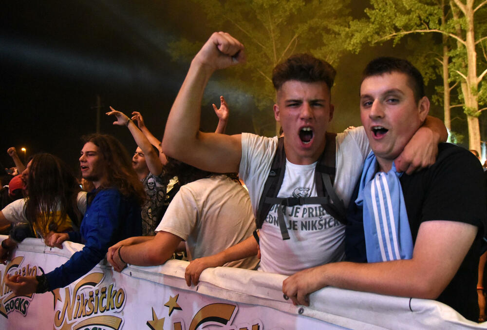 <p>Zečević kazao da su pokazali da se i u dobra korone može uspješno organizovati festival</p>