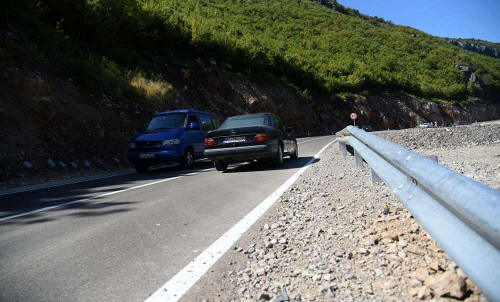 <p>Otvaranjem graničnog prelaza Zatrijebačka Cijevna, Gusinje je postalo najbliža opština sa sjevera Podgorici, a ne najdalja, ako se putuje preko Crne Gore</p>