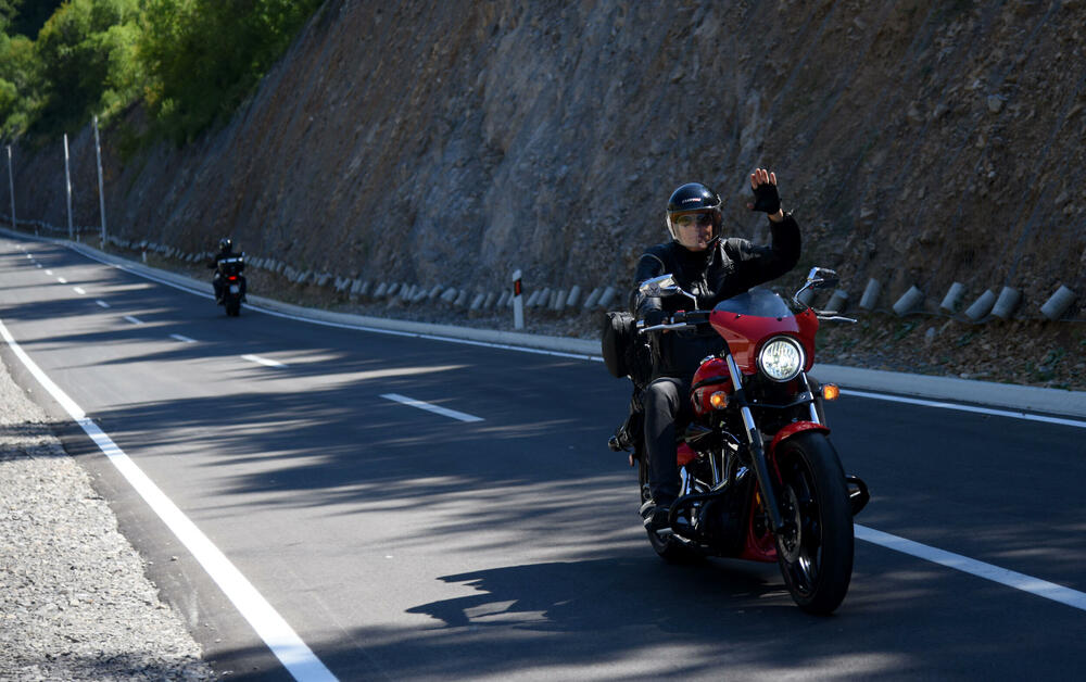 <p>Otvaranjem graničnog prelaza Zatrijebačka Cijevna, Gusinje je postalo najbliža opština sa sjevera Podgorici, a ne najdalja, ako se putuje preko Crne Gore</p>