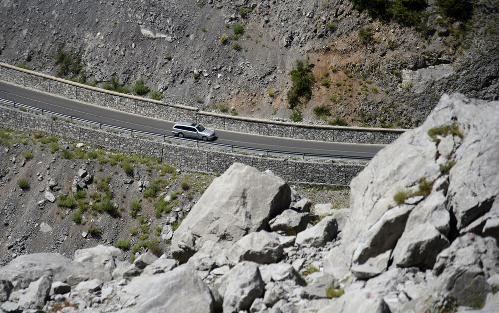 <p>Otvaranjem graničnog prelaza Zatrijebačka Cijevna, Gusinje je postalo najbliža opština sa sjevera Podgorici, a ne najdalja, ako se putuje preko Crne Gore</p>