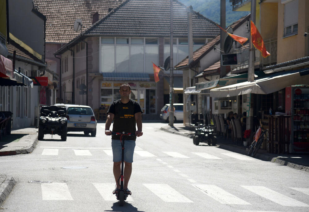 <p>Otvaranjem graničnog prelaza Zatrijebačka Cijevna, Gusinje je postalo najbliža opština sa sjevera Podgorici, a ne najdalja, ako se putuje preko Crne Gore</p>